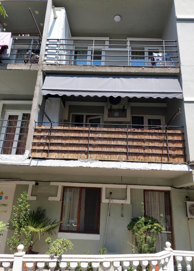 Salounique Lux Apartment Tbilisi Exterior photo